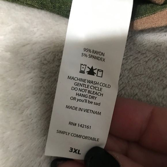 Lularoe Randy baseball Tee - Picture 7 of 9